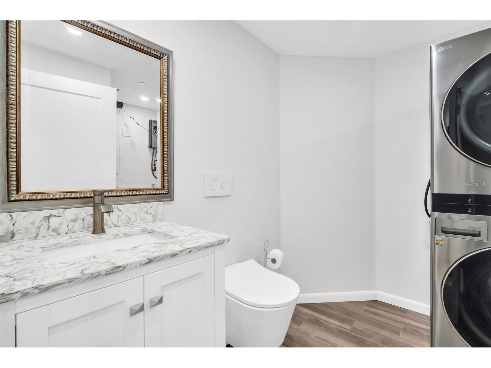 1 Beach Drive SE #1910 Saint Petersburg FL 33701 TB8465639 image32