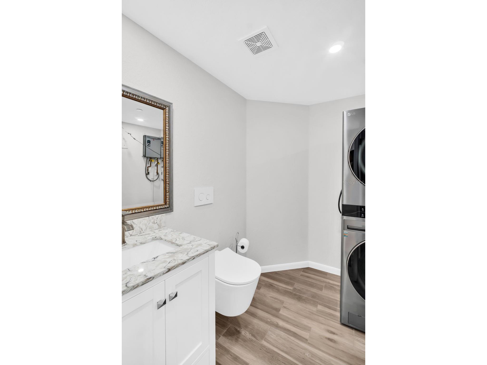 1 Beach Drive SE #1910 Saint Petersburg FL 33701 TB8465639 image33