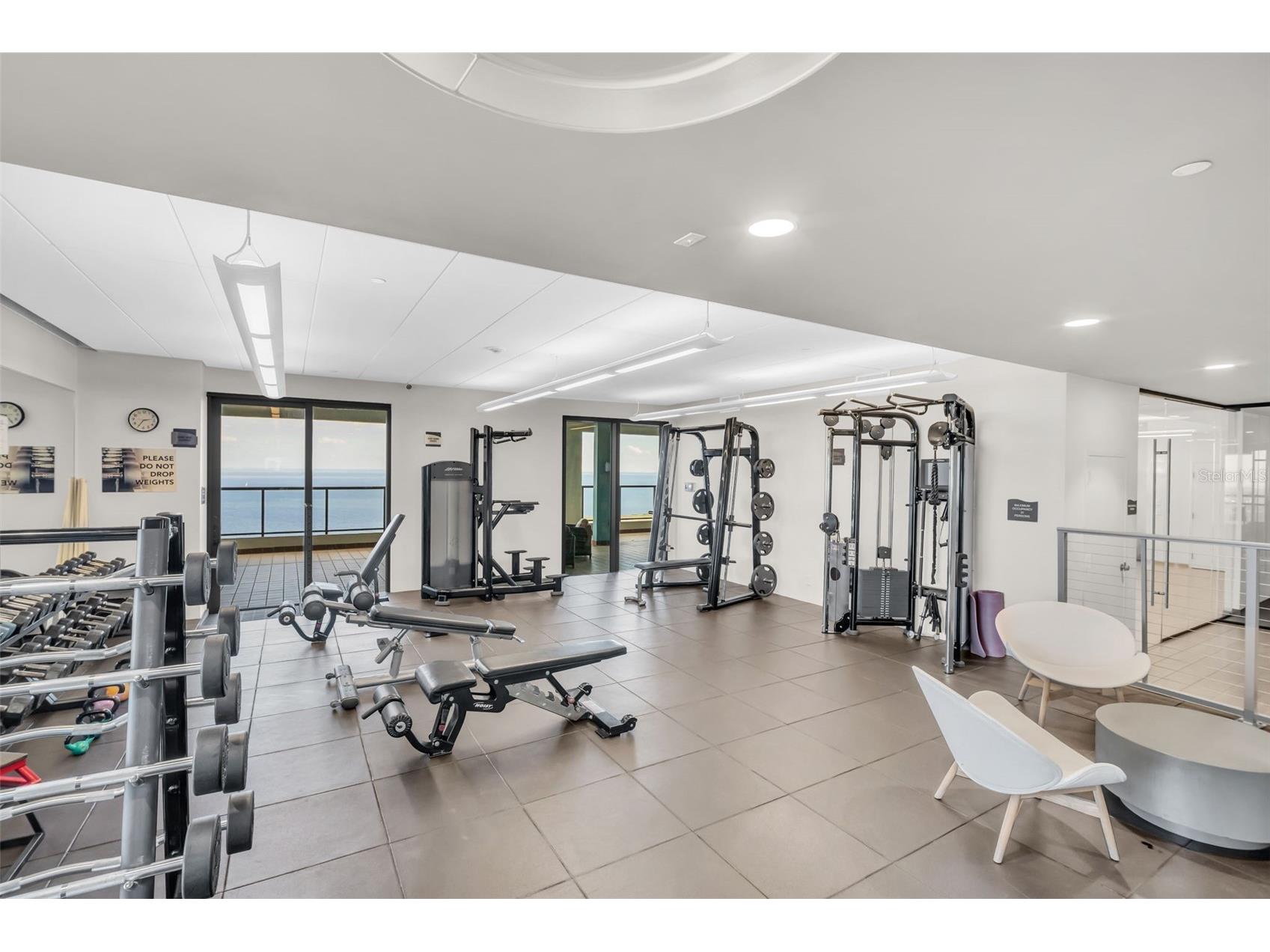 1 Beach Drive SE #1910 Saint Petersburg FL 33701 TB8465639 image39