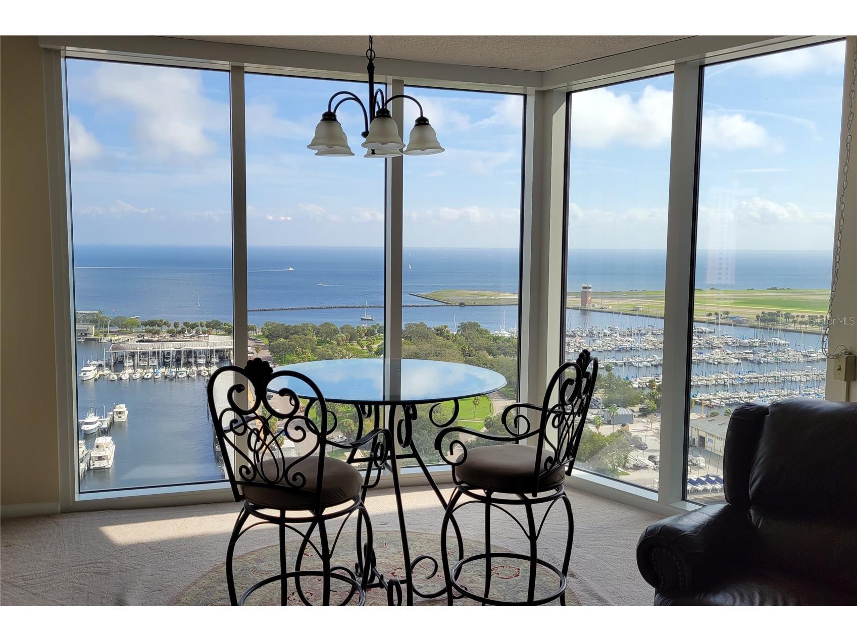 1 Beach Drive SE #2003 Saint Petersburg FL 33701 TB8476415 image1