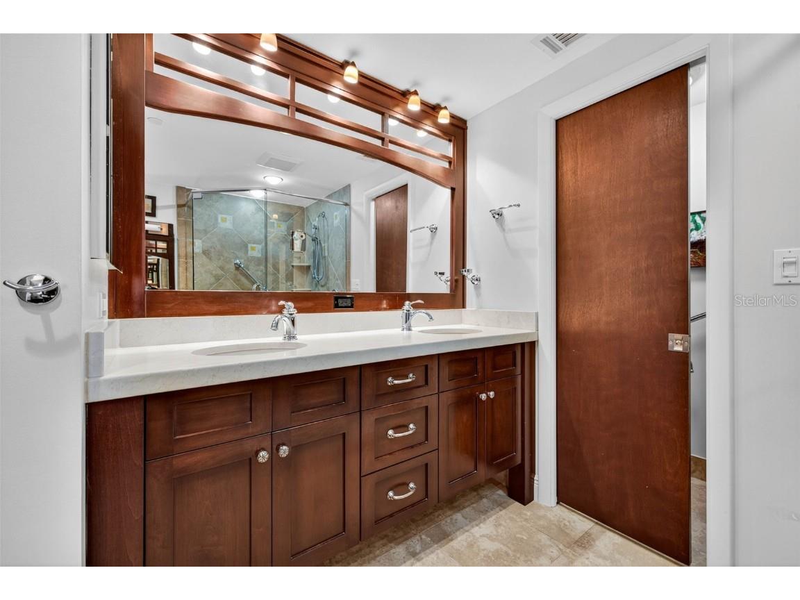 1 Beach Drive SE #2006 Saint Petersburg FL 33701 TB8442627 image21