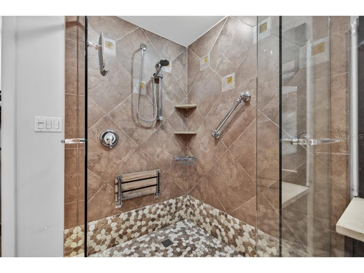 1 Beach Drive SE #2006 Saint Petersburg FL 33701 TB8442627 image23