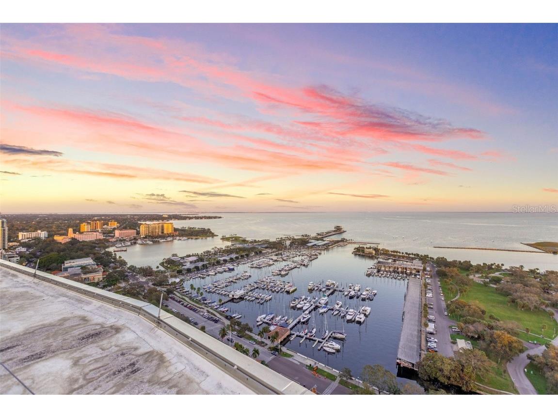 1 Beach Drive SE #2006 Saint Petersburg FL 33701 TB8442627 image57