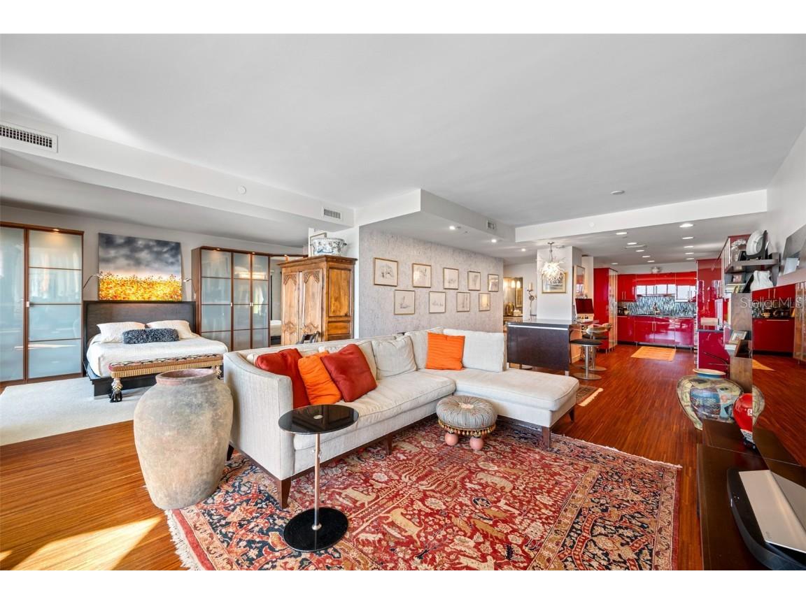 1 Beach Drive SE #2007 Saint Petersburg FL 33701 - TAMPA BAY TB8315555 image13