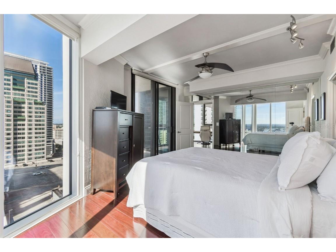 1 Beach Drive SE #2008 Saint Petersburg FL 33701 TB8453975 image25