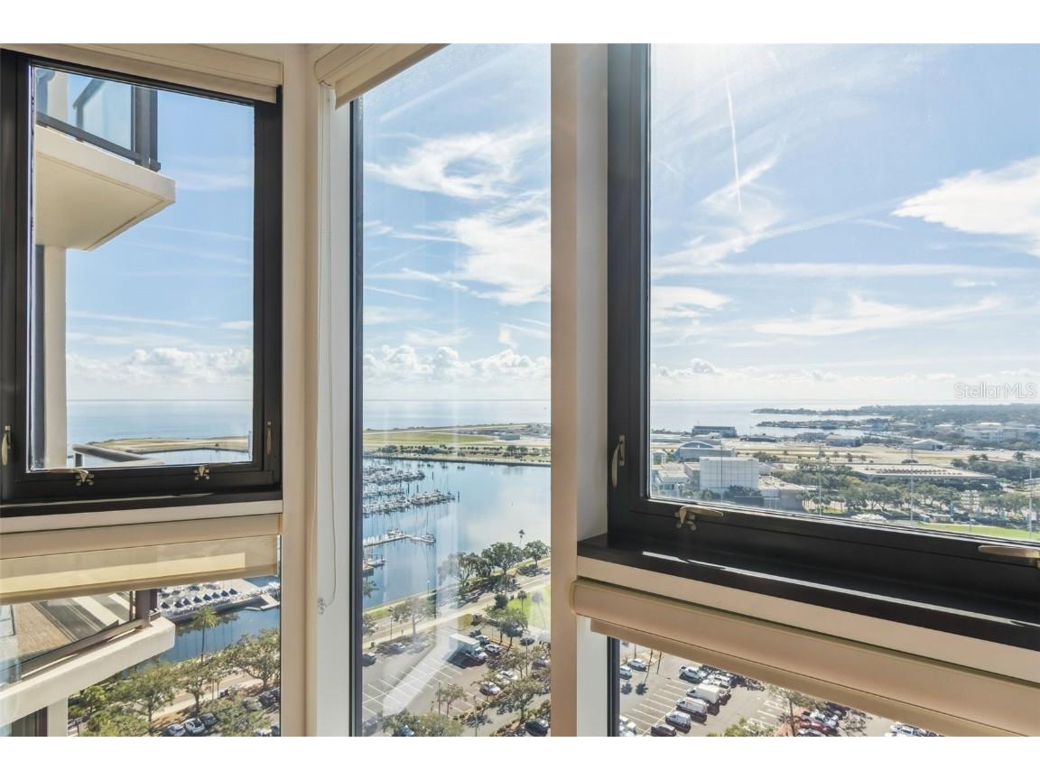 1 Beach Drive SE #2008 Saint Petersburg FL 33701 TB8453975 image29