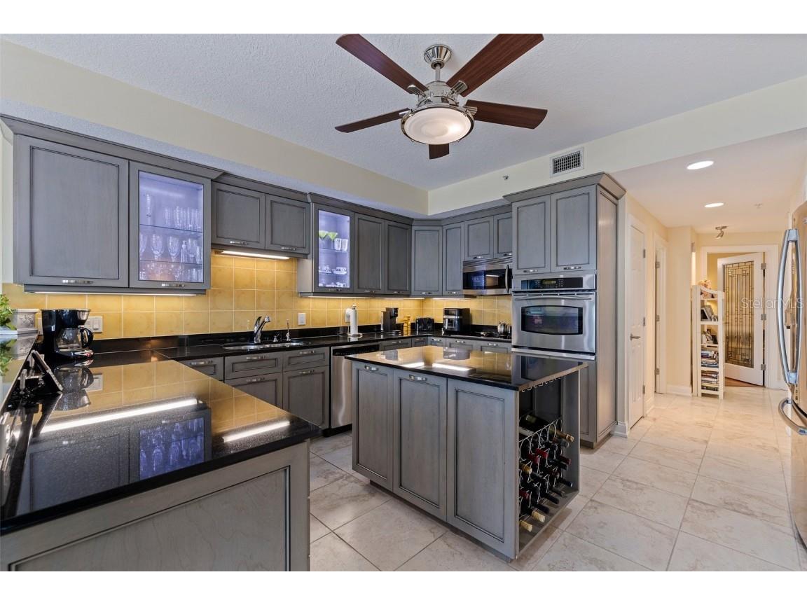 1 Beach Drive SE #2011 Saint Petersburg FL 33701 TB8393181 image12