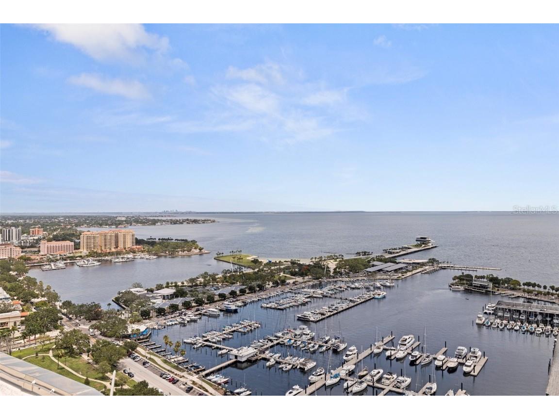 1 Beach Drive SE #2011 Saint Petersburg FL 33701 TB8393181 image45