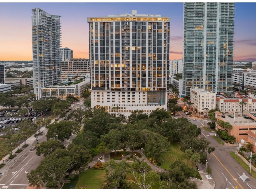 1 Beach Drive SE #2206 Saint Petersburg FL 33701 TB8429717 image1