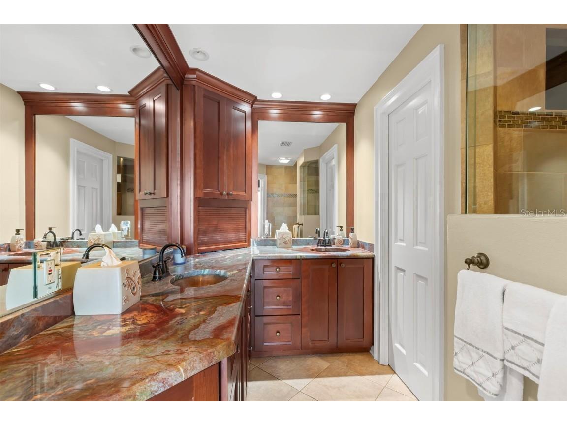 1 Beach Drive SE #2206 Saint Petersburg FL 33701 TB8429717 image33
