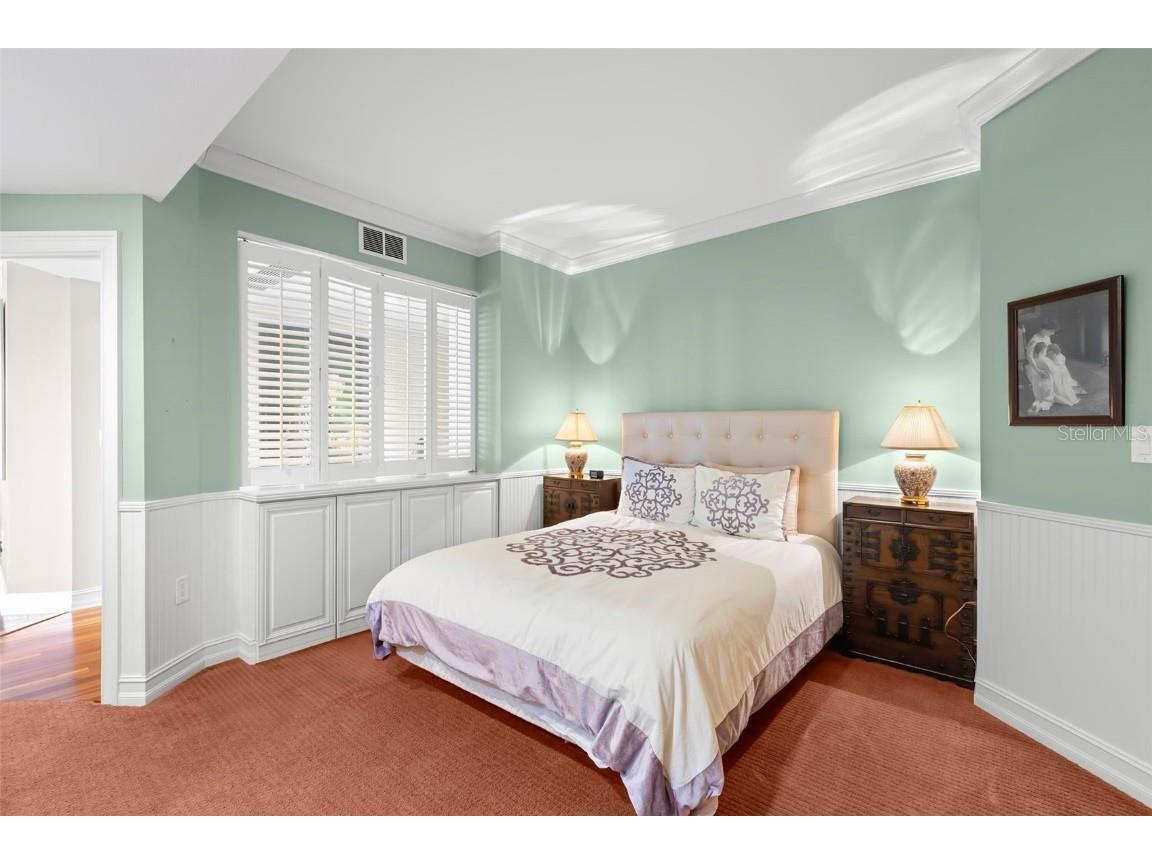 1 Beach Drive SE #2206 Saint Petersburg FL 33701 TB8429717 image36