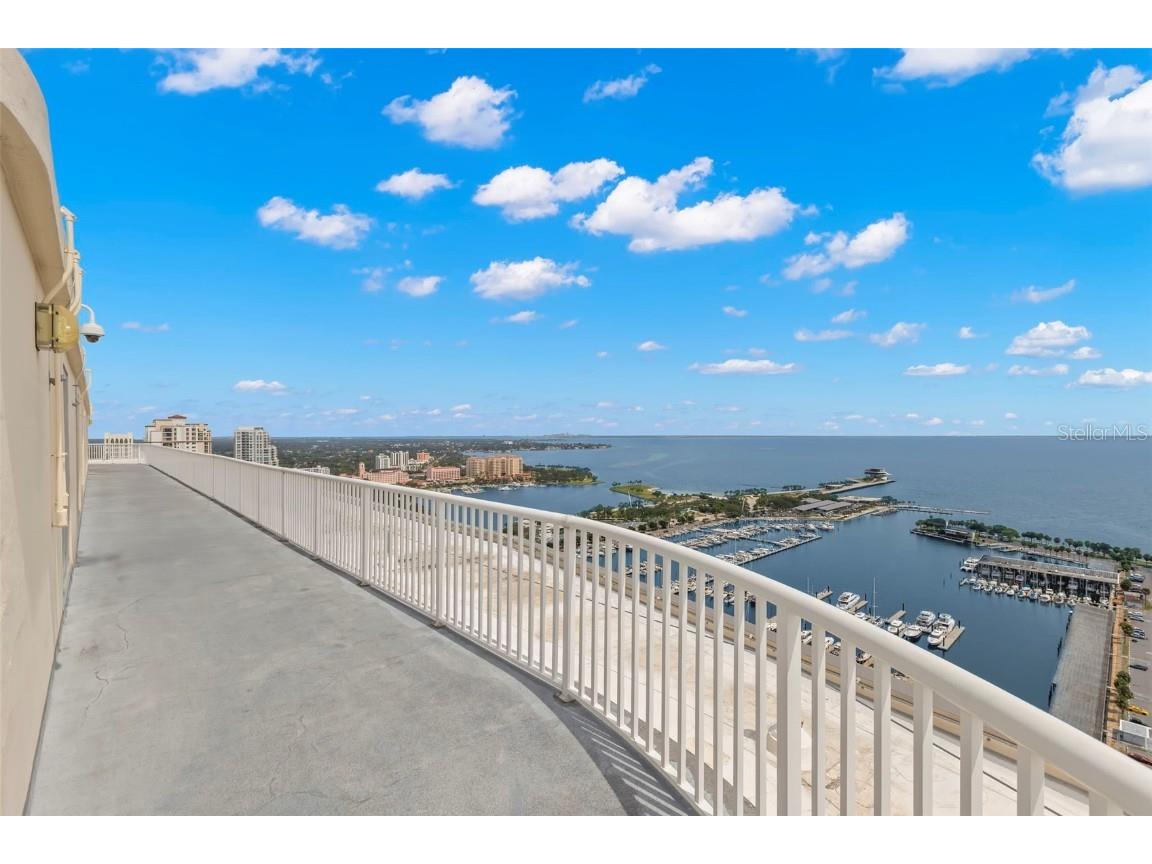 1 Beach Drive SE #2206 Saint Petersburg FL 33701 TB8429717 image42