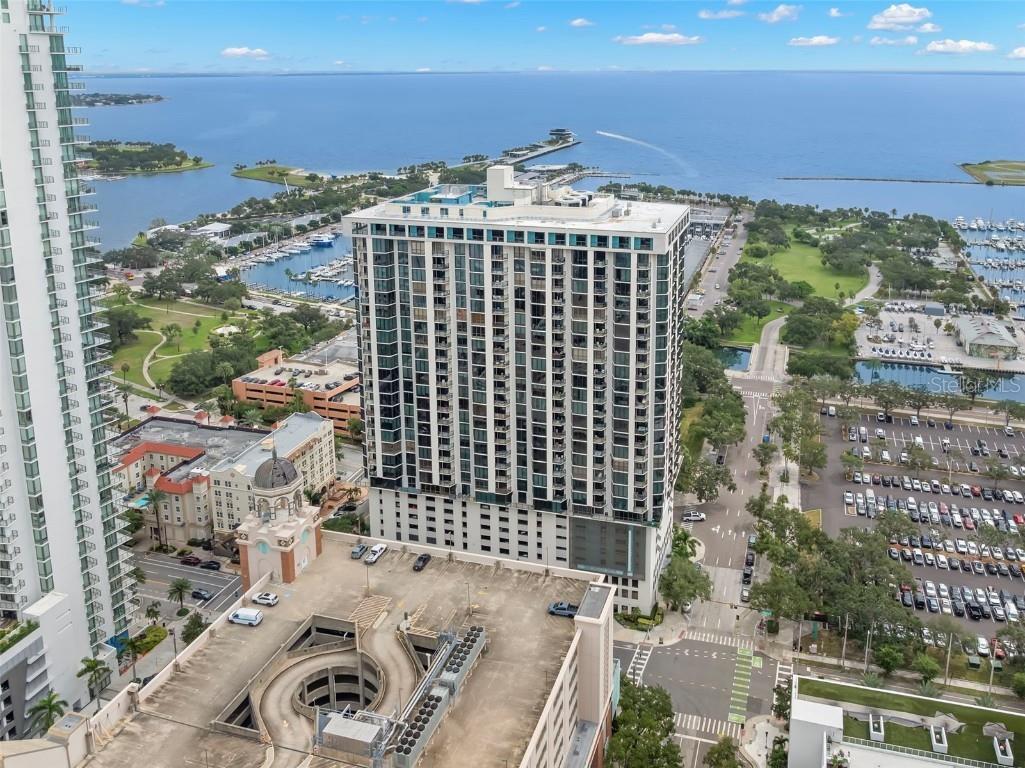 1 Beach Drive SE #2206 Saint Petersburg FL 33701 TB8429717 image56