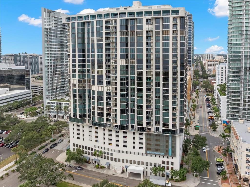 1 Beach Drive SE #2206 Saint Petersburg FL 33701 TB8429717 image57
