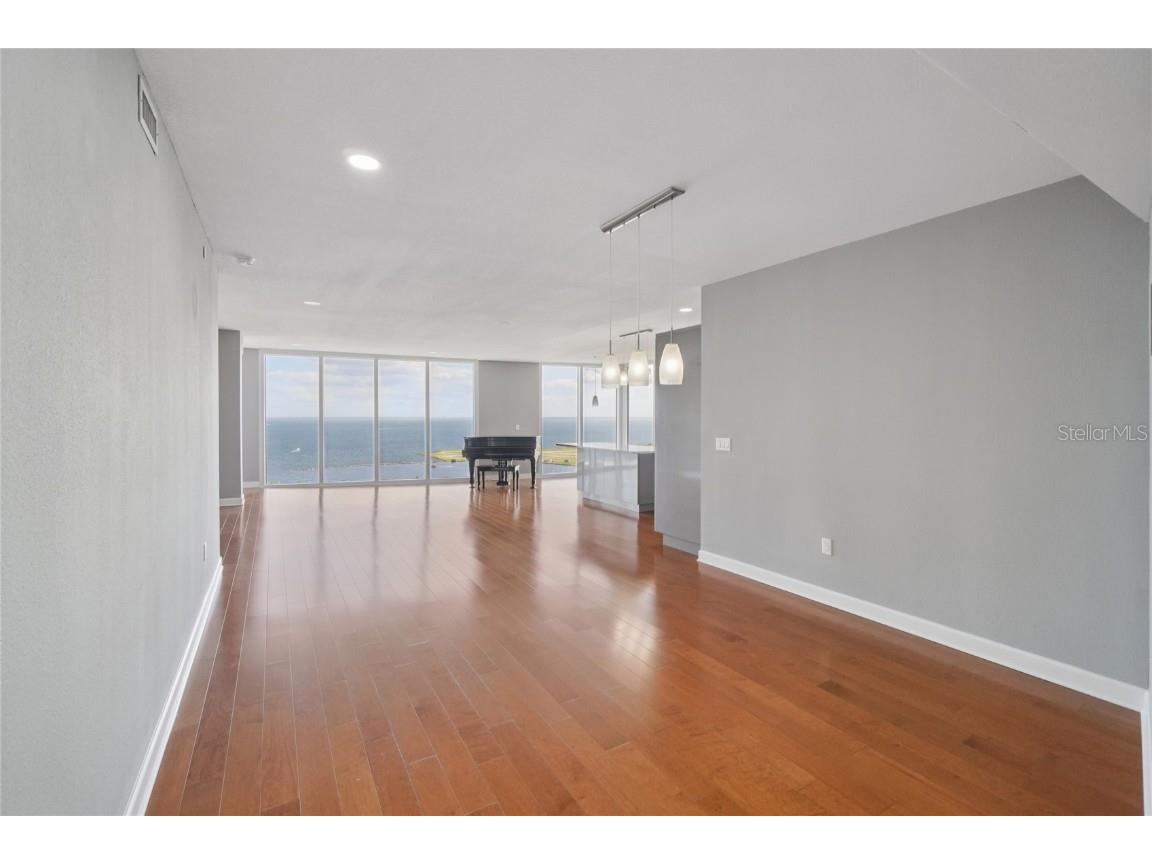 1 Beach Drive SE #2305 Saint Petersburg FL 33701 - TAMPA BAY TB8441027 image7