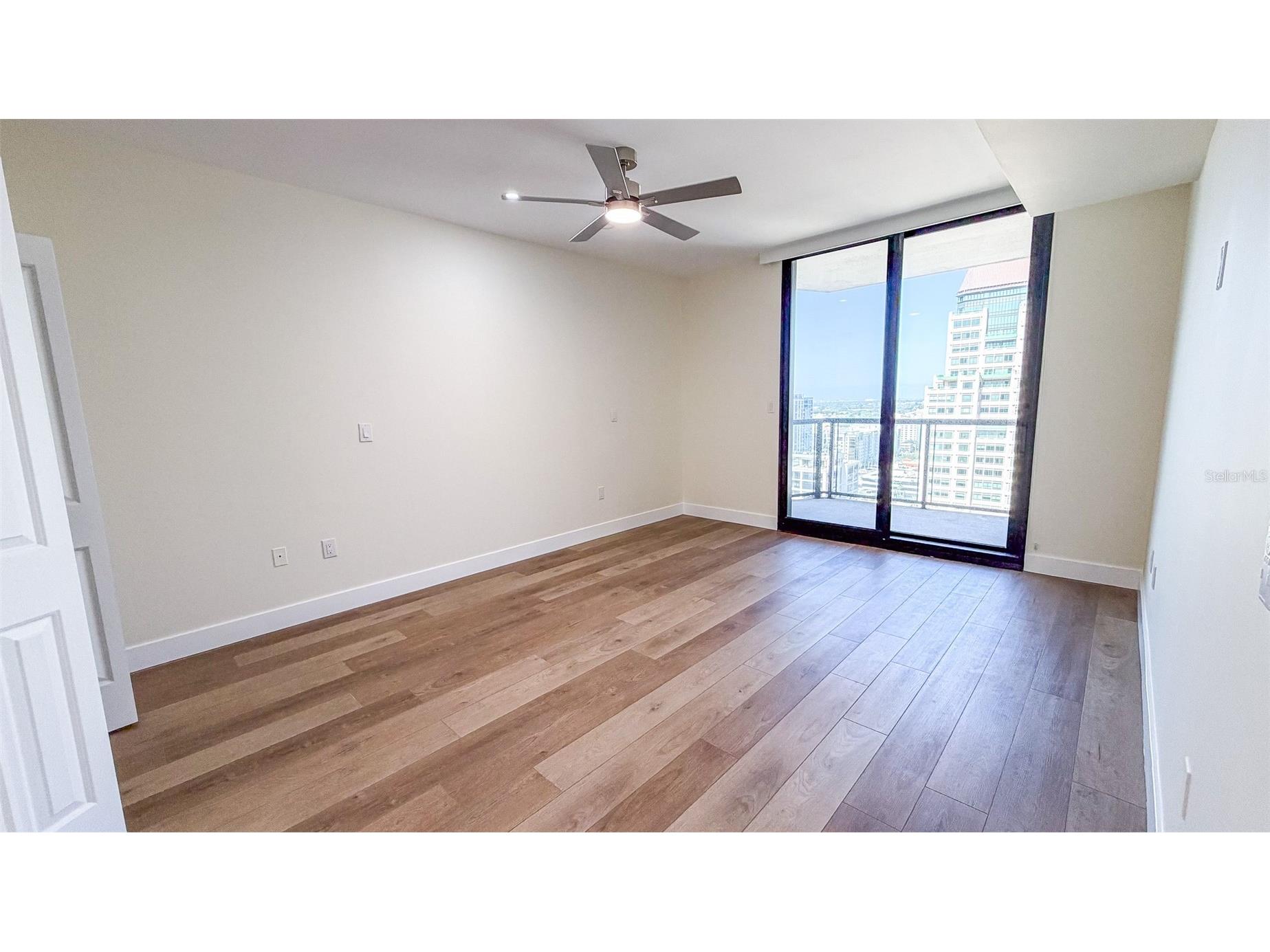 1 Beach Drive SE #2512 Saint Petersburg FL 33701 TB8501203 image12