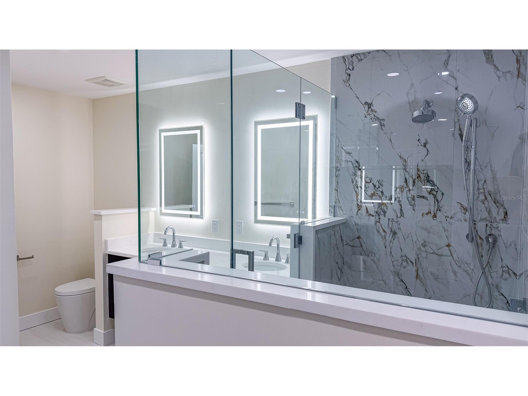 1 Beach Drive SE #2512 Saint Petersburg FL 33701 TB8501203 image16