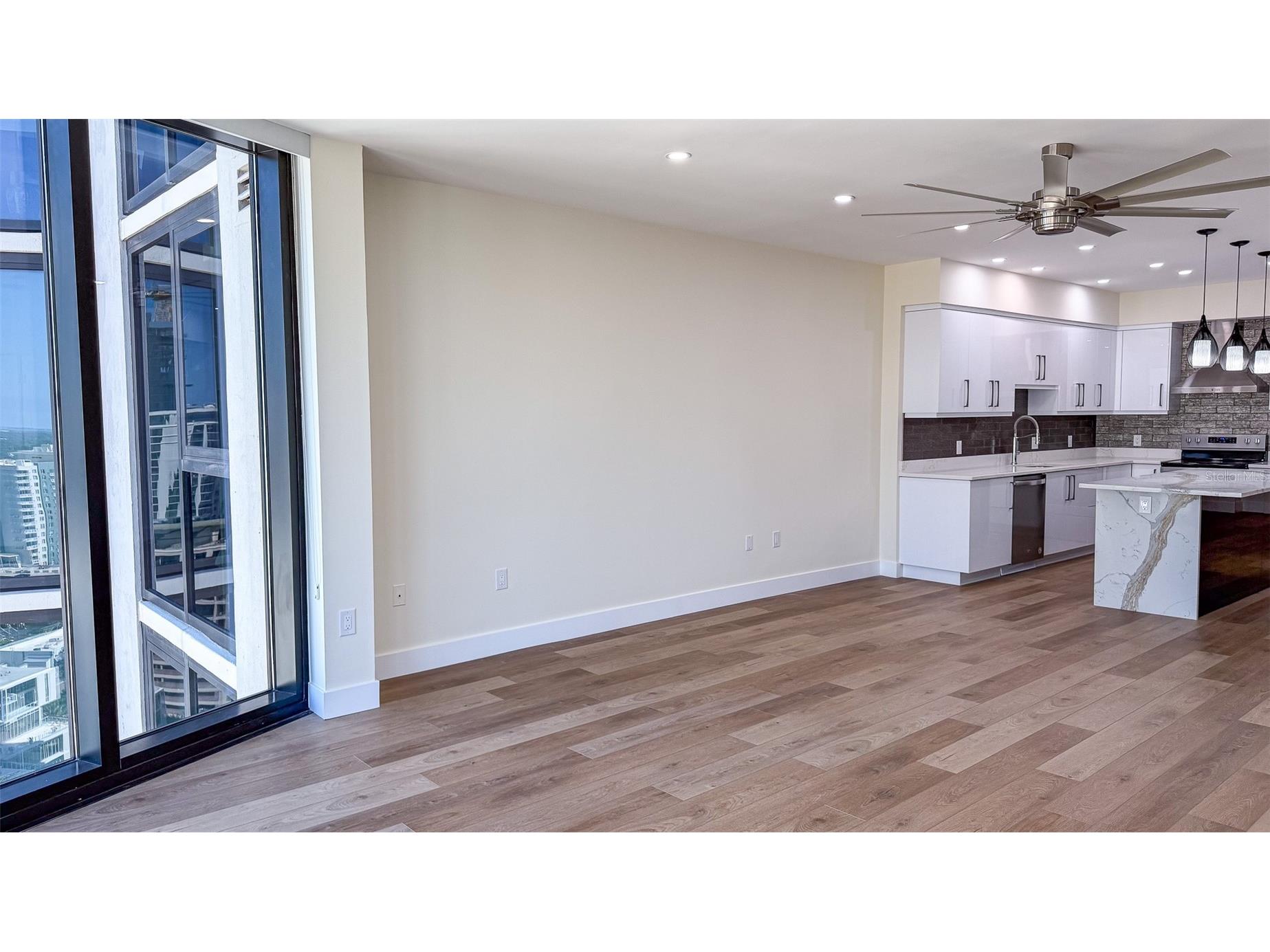 1 Beach Drive SE #2512 Saint Petersburg FL 33701 TB8501203 image8