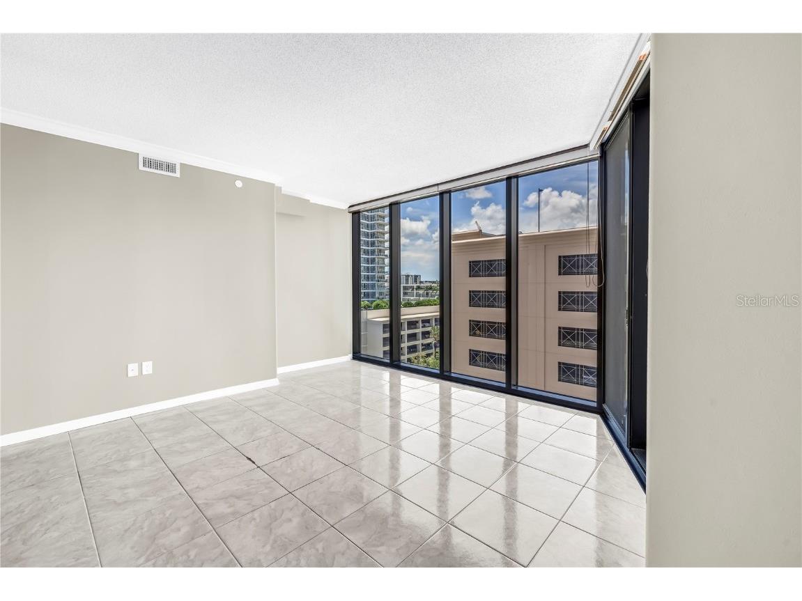 1 Beach Drive SE #810 Saint Petersburg FL 33701 TB8418213 image14