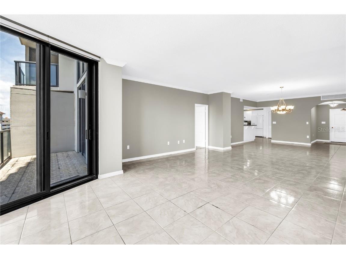 1 Beach Drive SE #810 Saint Petersburg FL 33701 TB8418213 image16