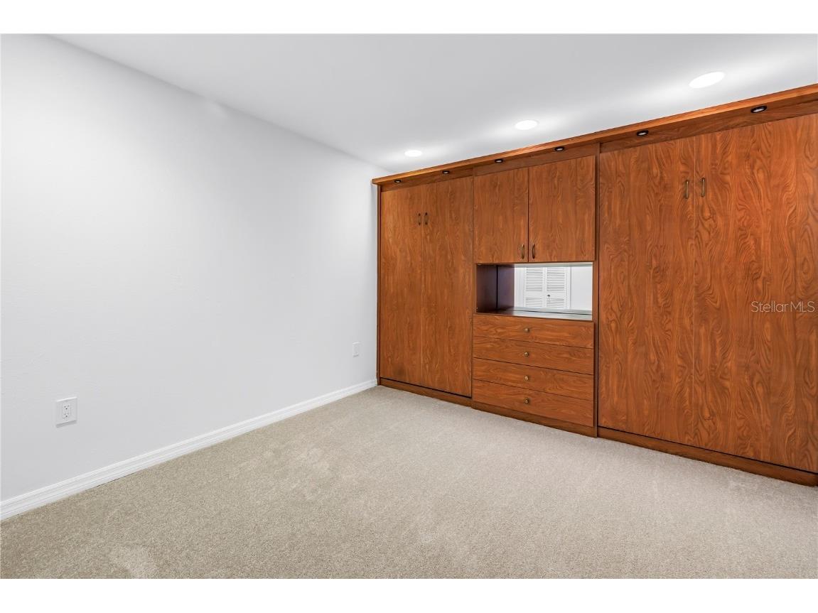 1 Beach Drive SE #810 Saint Petersburg FL 33701 TB8418213 image19