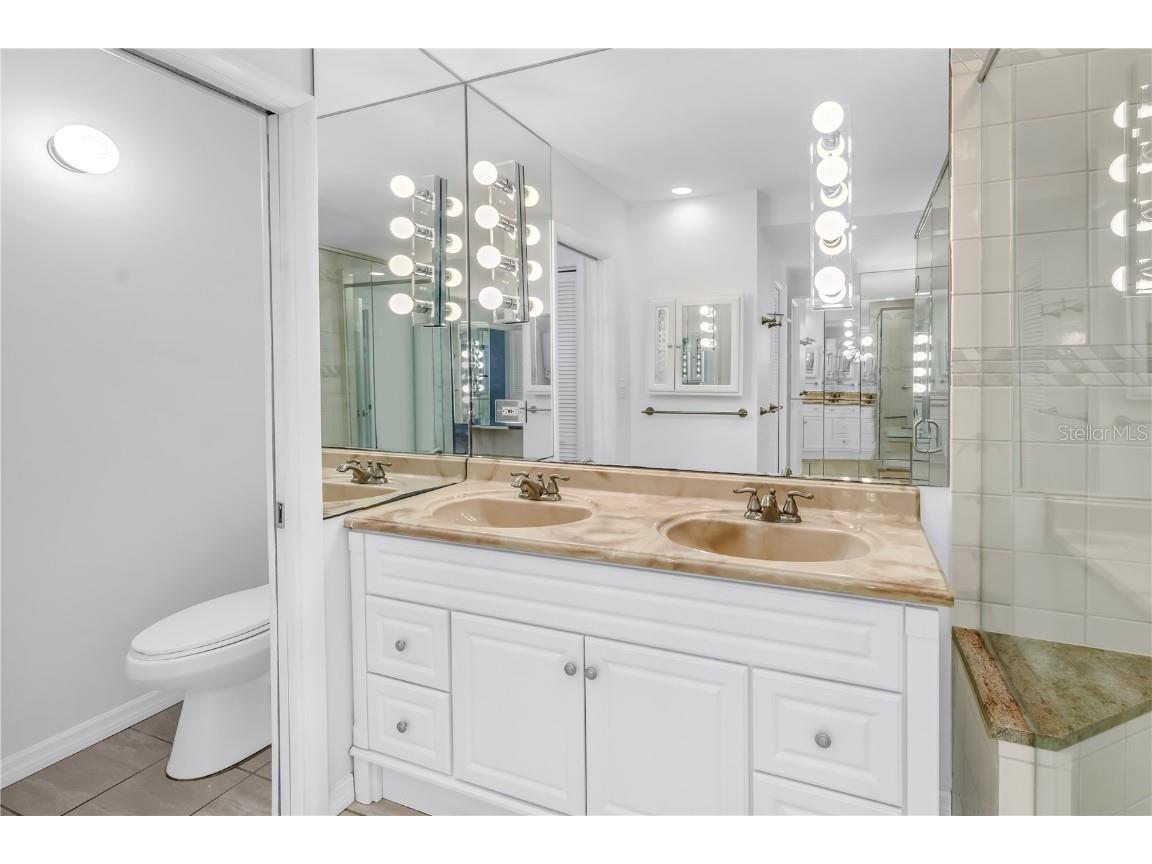 1 Beach Drive SE #810 Saint Petersburg FL 33701 TB8418213 image25