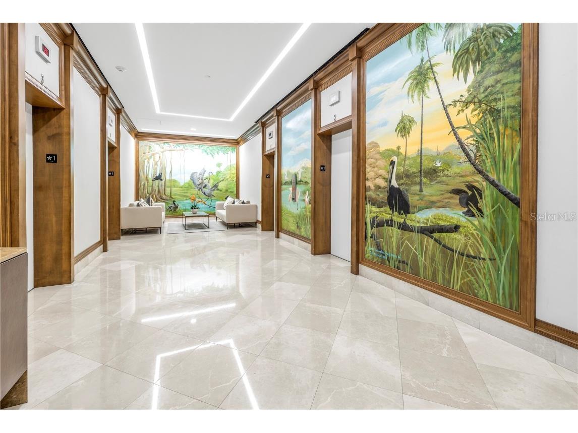 1 Beach Drive SE #810 Saint Petersburg FL 33701 TB8418213 image36