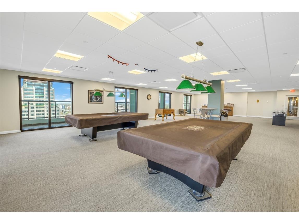 1 Beach Drive SE #810 Saint Petersburg FL 33701 TB8418213 image47