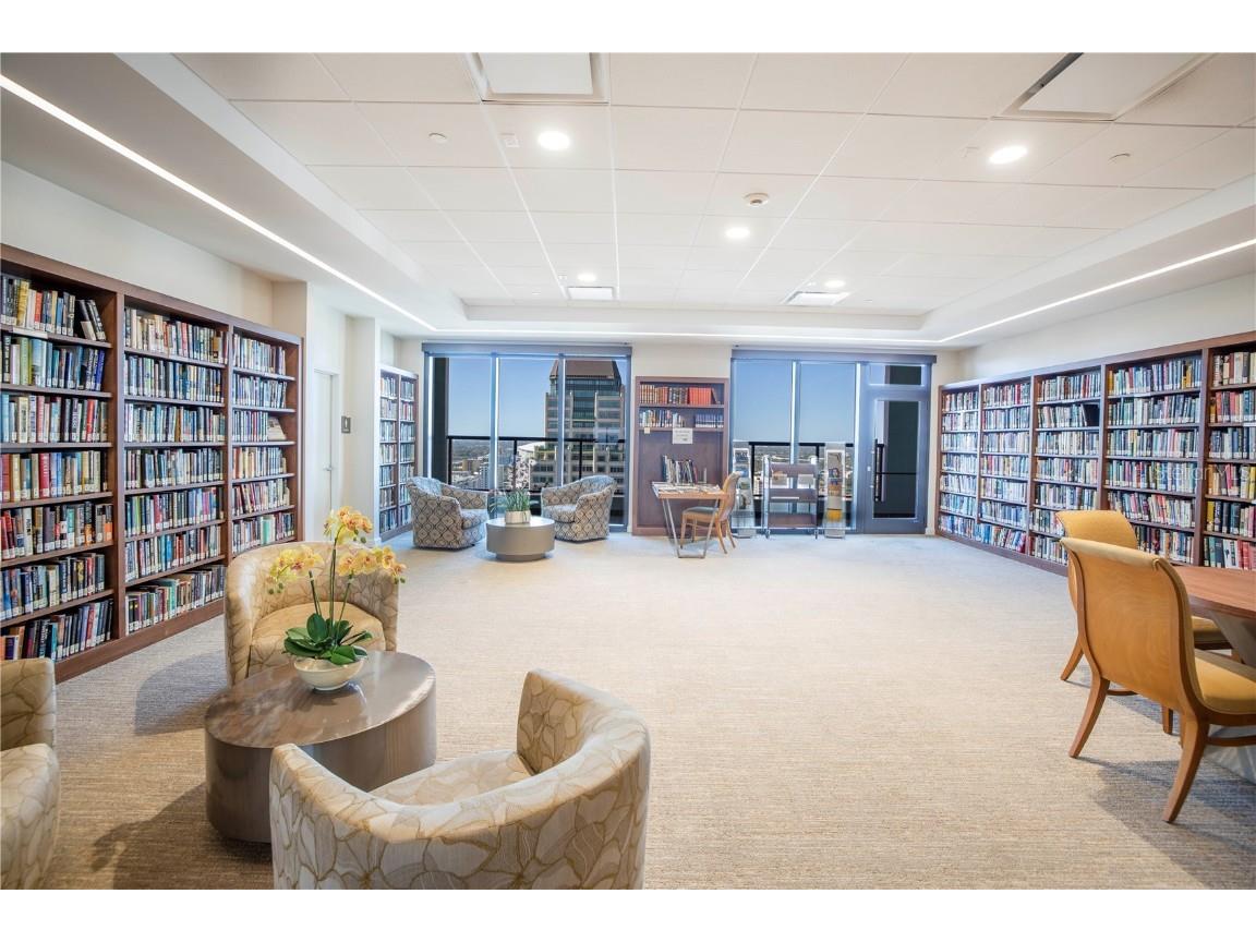 1 Beach Drive SE #810 Saint Petersburg FL 33701 TB8418213 image48