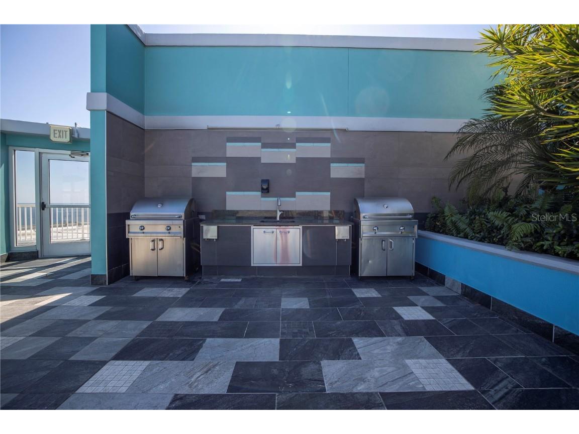 1 Beach Drive SE #810 Saint Petersburg FL 33701 TB8418213 image56