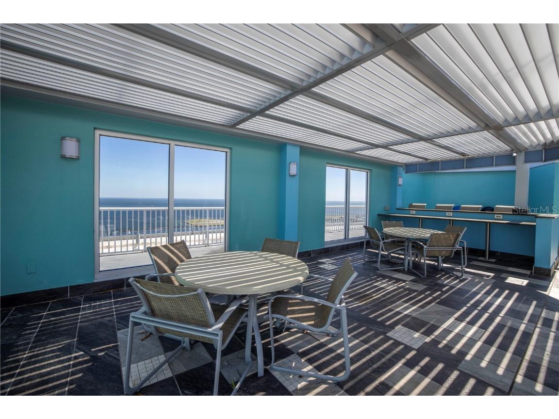 1 Beach Drive SE #810 Saint Petersburg FL 33701 TB8418213 image57