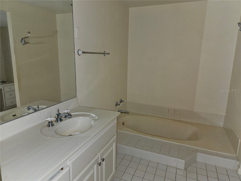 1 Beach Drive SE #911 Saint Petersburg FL 33701 TB8416912 image21