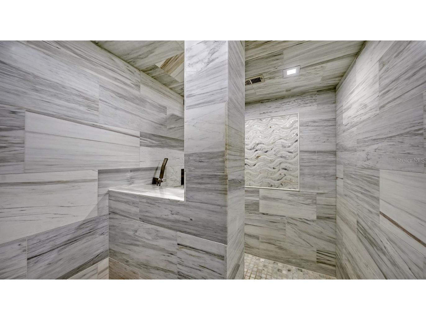 1 Benjamin Franklin Drive #116 Sarasota FL 34236 - GULF OF MEXICO A4672505 image35