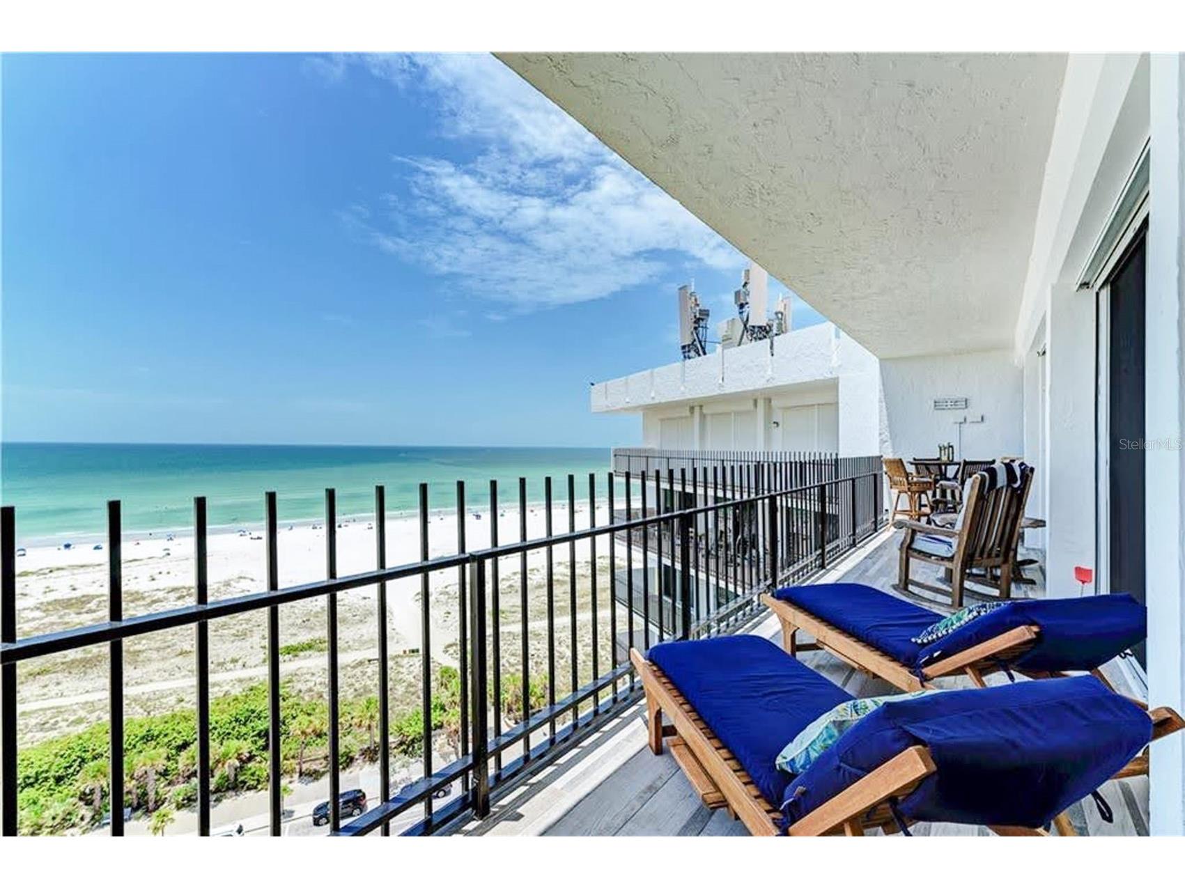 1 Benjamin Franklin Drive #3 Sarasota FL 34236 A4687832 image3