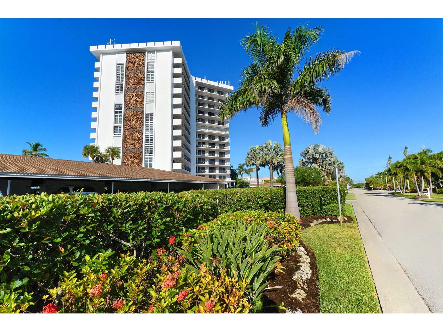 1 Benjamin Franklin Drive #55 Sarasota FL 34236 A4677053 image1