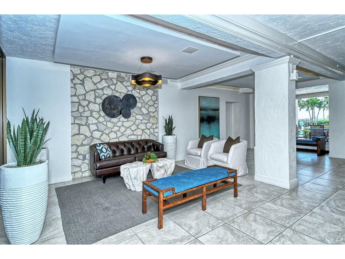 1 Benjamin Franklin Drive #91 Sarasota FL 34236 A4642376 image42