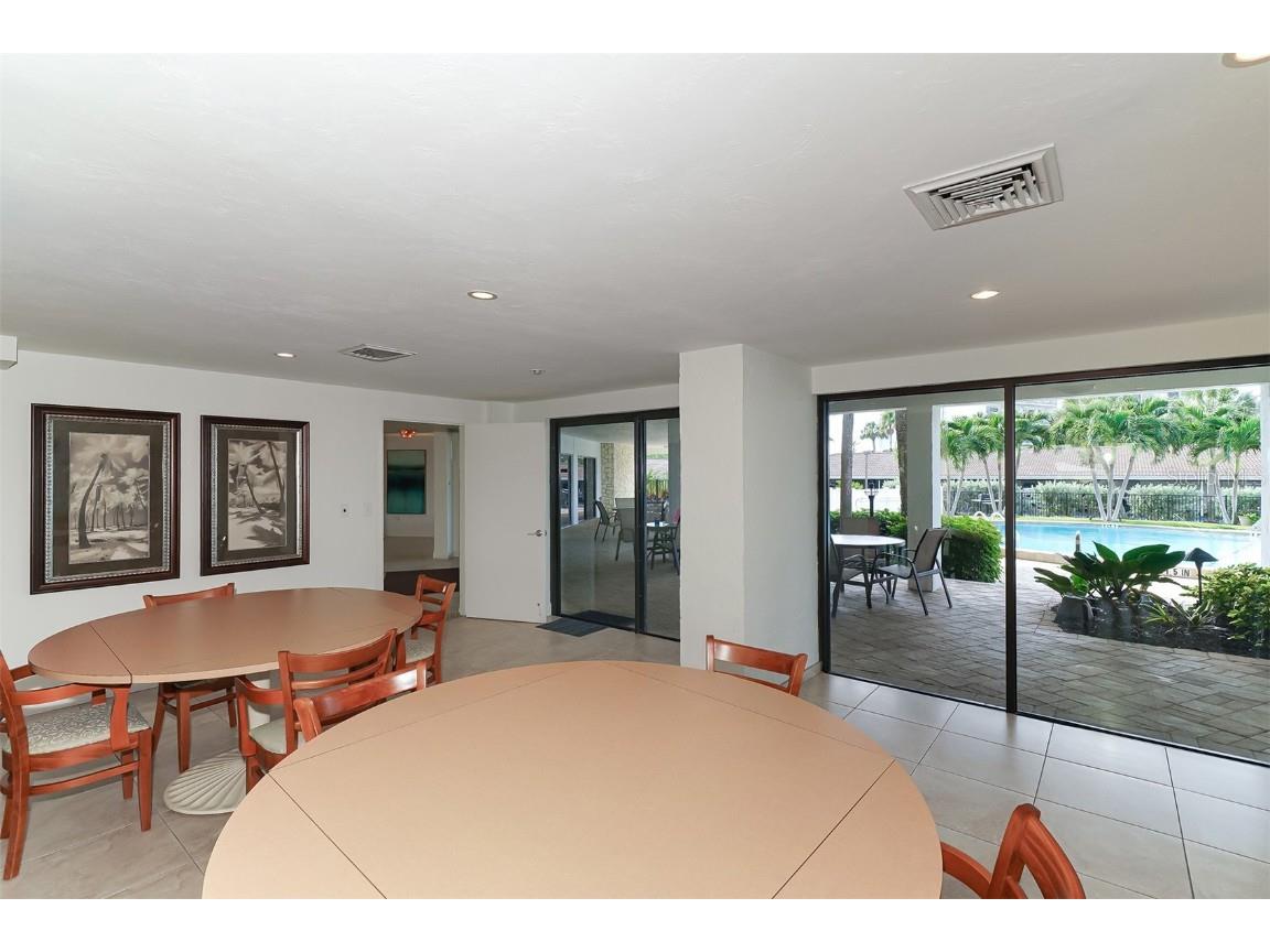 1 Benjamin Franklin Drive #91 Sarasota FL 34236 A4642376 image45