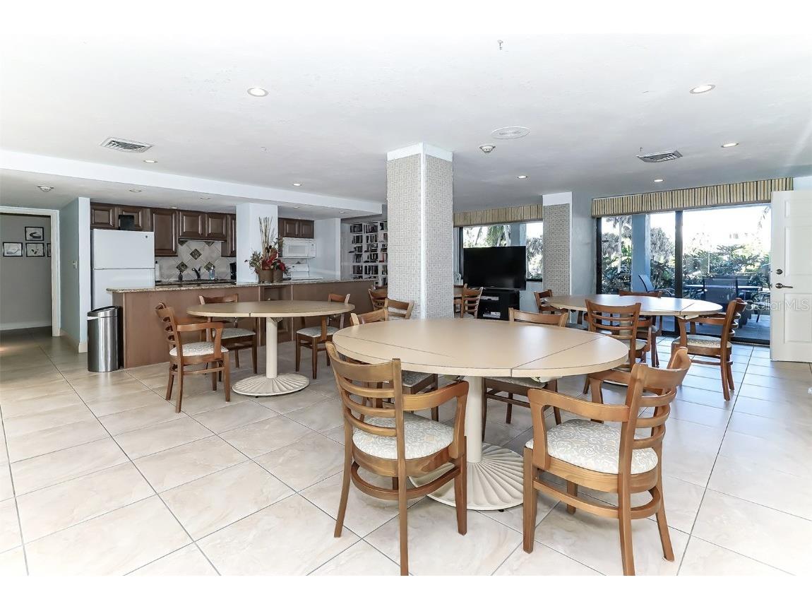 1 Benjamin Franklin Drive #91 Sarasota FL 34236 A4642376 image46