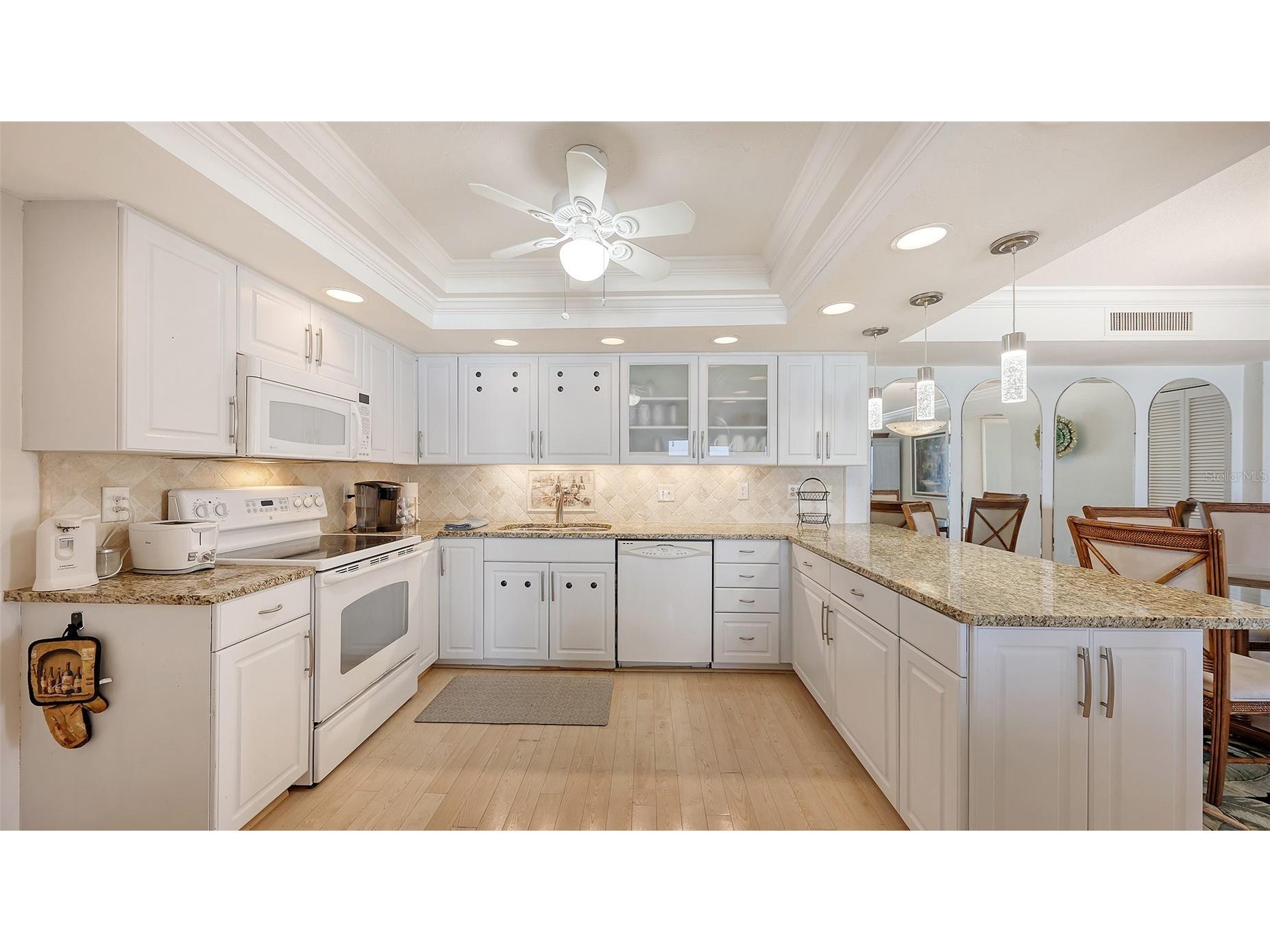 1 Benjamin Franklin Drive #93 Sarasota FL 34236 - GULF OF MEXICO A4694727 image19