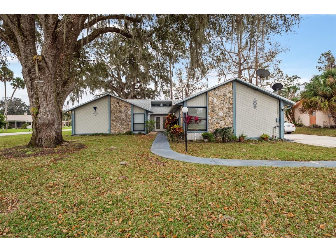 1 Blaketon Court Palm Coast FL 32137 FC287923 image1