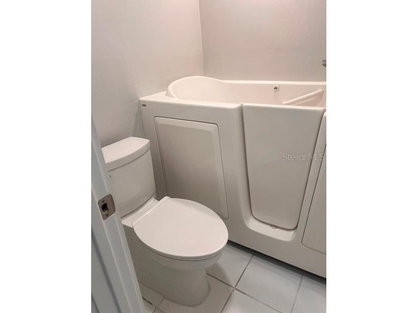 1 Boca Ciega Point Blvd #115 Saint Petersburg FL 33708 TB8510642 image9
