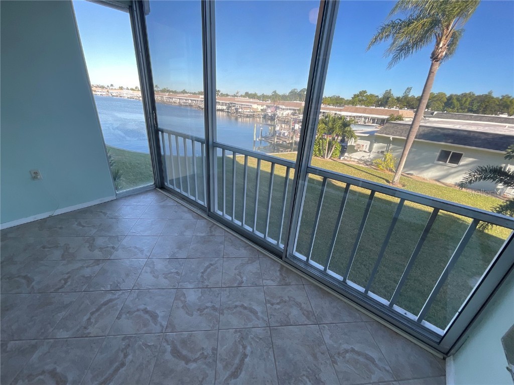 1 Boca Ciega Point Blvd #213 Saint Petersburg FL 33708 TB8437340 image3