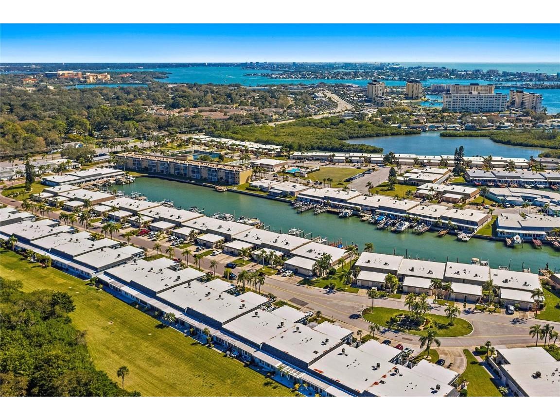 1 Boca Ciega Point Boulevard #104 Saint Petersburg FL 33708 U8216099 image1