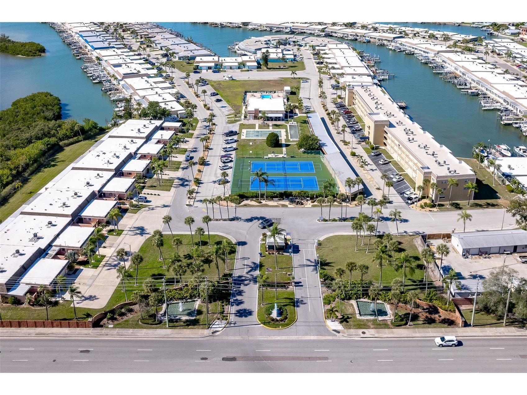 1 Boca Ciega Point Boulevard #113 Saint Petersburg FL 33708 - BOC CIEGA BAY TB8464407 image35