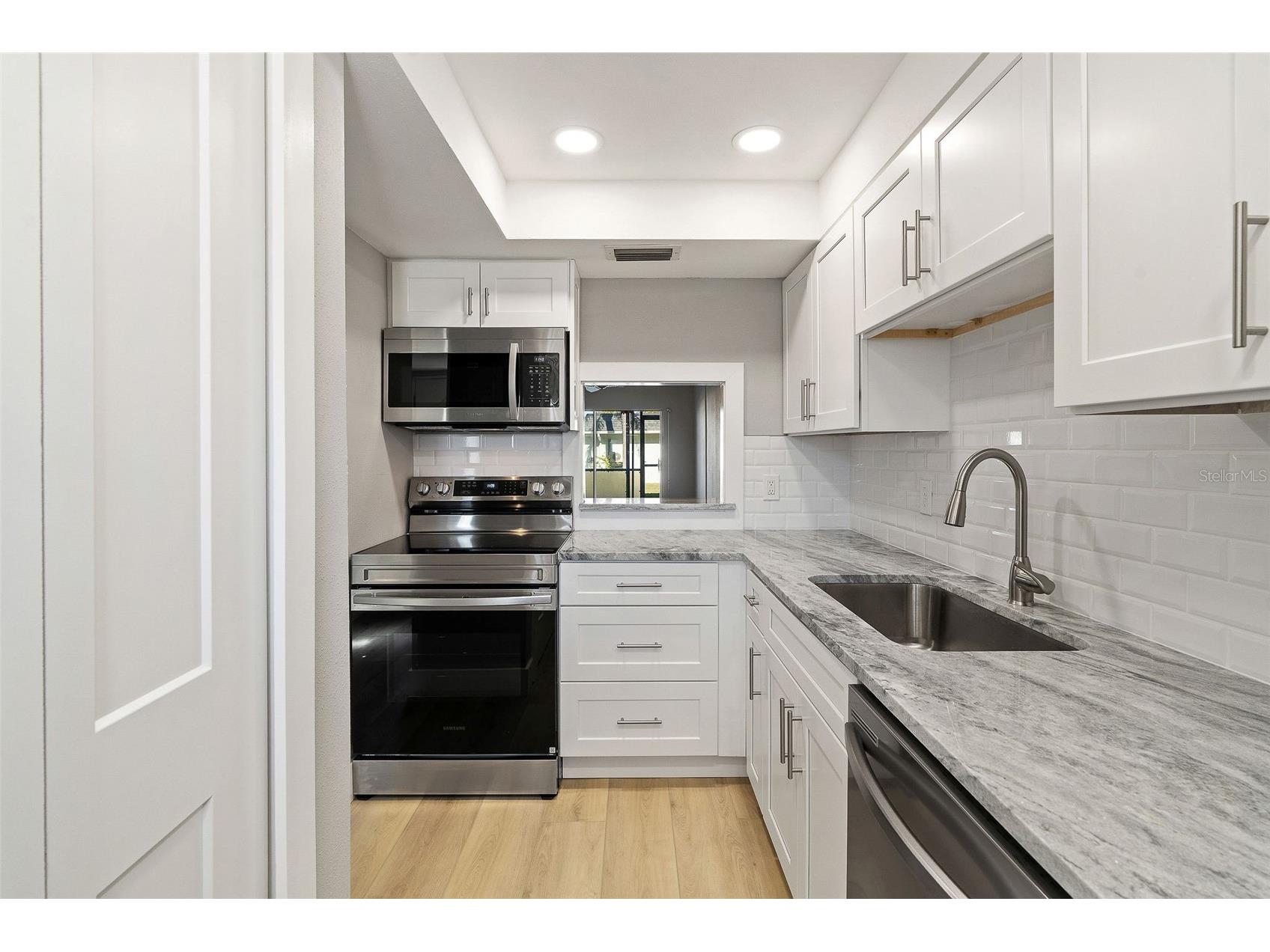 1 Boca Ciega Point Boulevard #113 Saint Petersburg FL 33708 - BOC CIEGA BAY TB8464407 image8