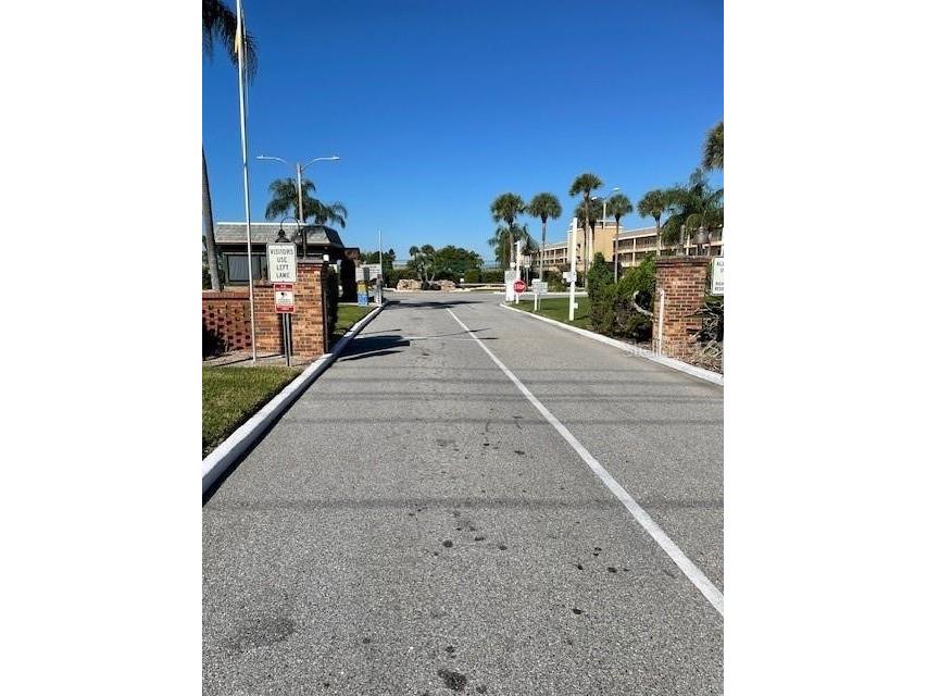1 Boca Ciega Point Boulevard #115 Saint Petersburg FL 33708 TB8438339 image3