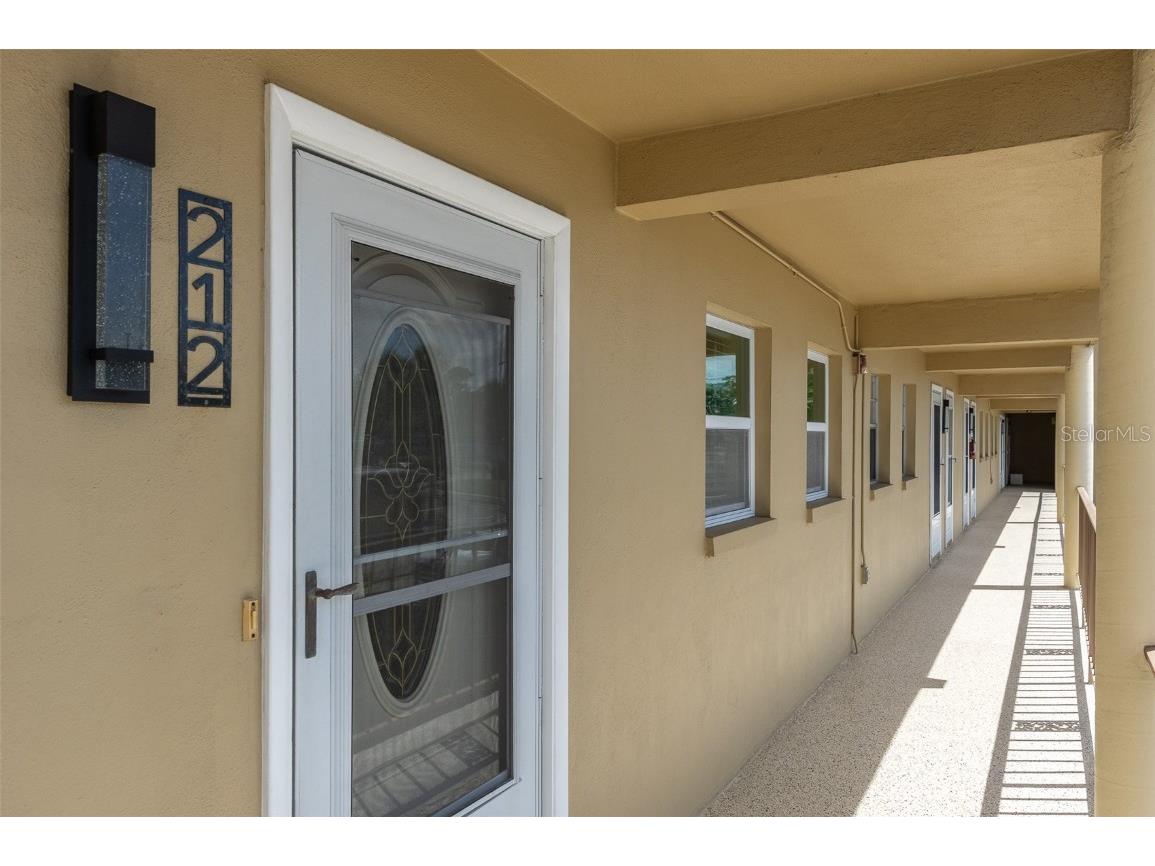 1 Boca Ciega Point Boulevard #212 Saint Petersburg FL 33708 - BOCA CIEGA BAY TB8370076 image1