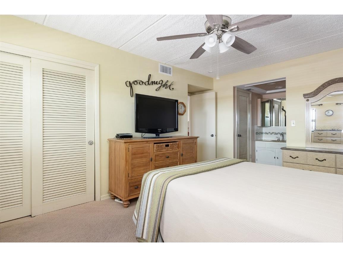 1 Boca Ciega Point Boulevard #212 Saint Petersburg FL 33708 - BOCA CIEGA BAY TB8370076 image18