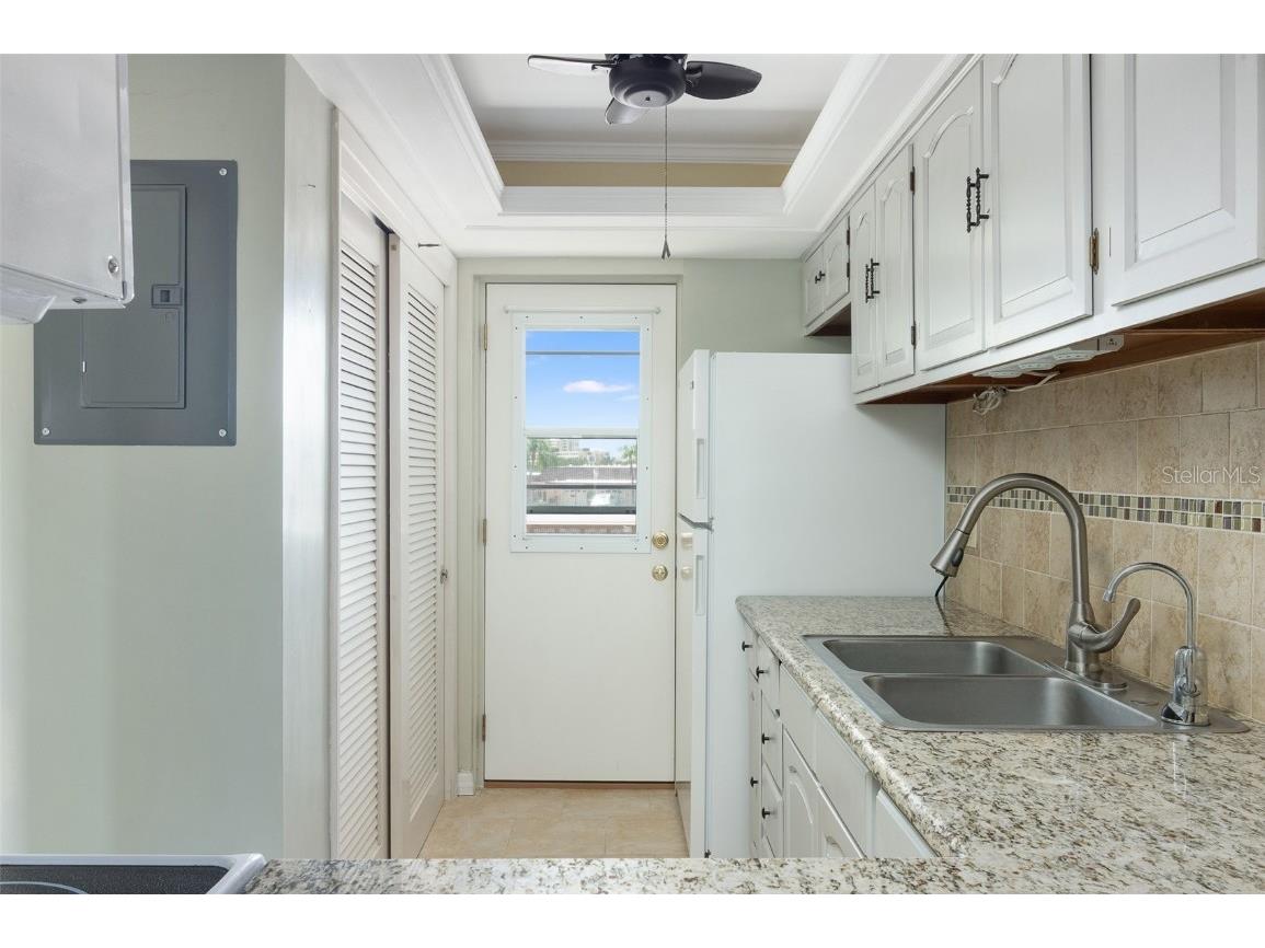 1 Boca Ciega Point Boulevard #212 Saint Petersburg FL 33708 - BOCA CIEGA BAY TB8370076 image9