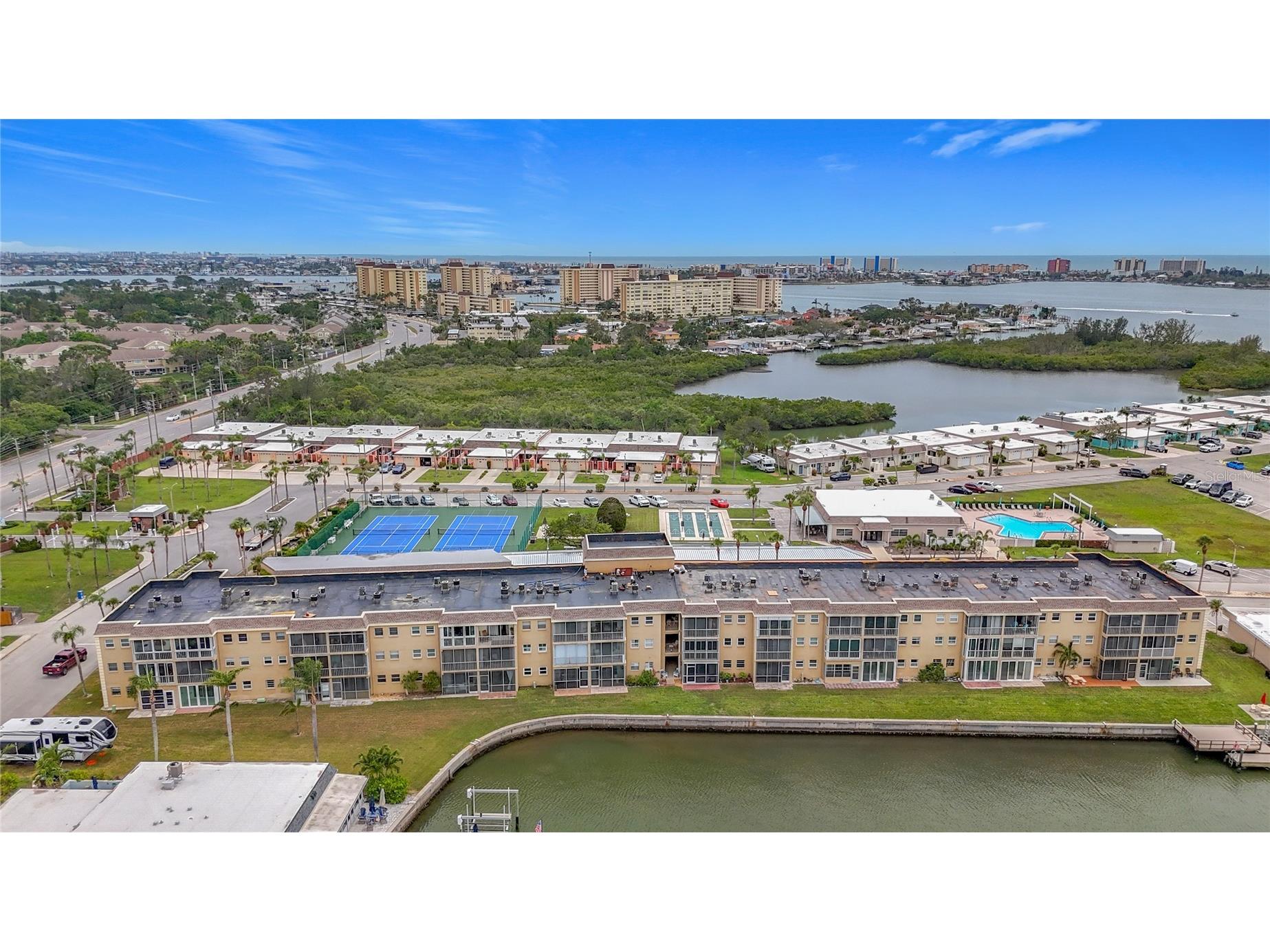 1 Boca Ciega Point Boulevard #215 Saint Petersburg FL 33708 TB8387493 image43
